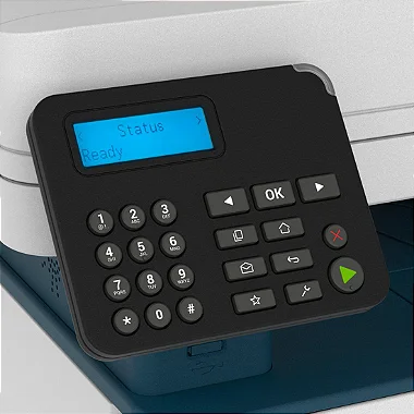 Multifuncional Xerox B225 em um ambiente de escritório