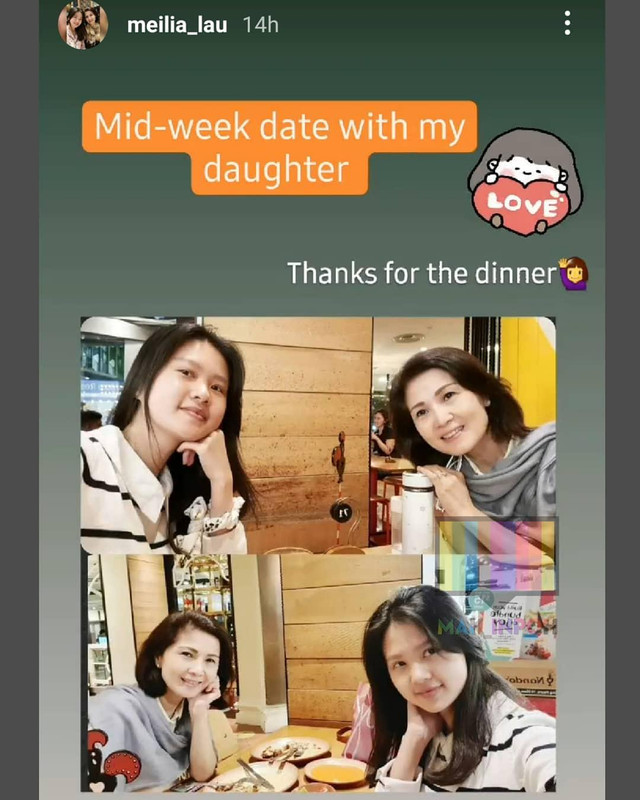 Felicia bersama sang ibu tengah makan malam di sebuah restoran.
