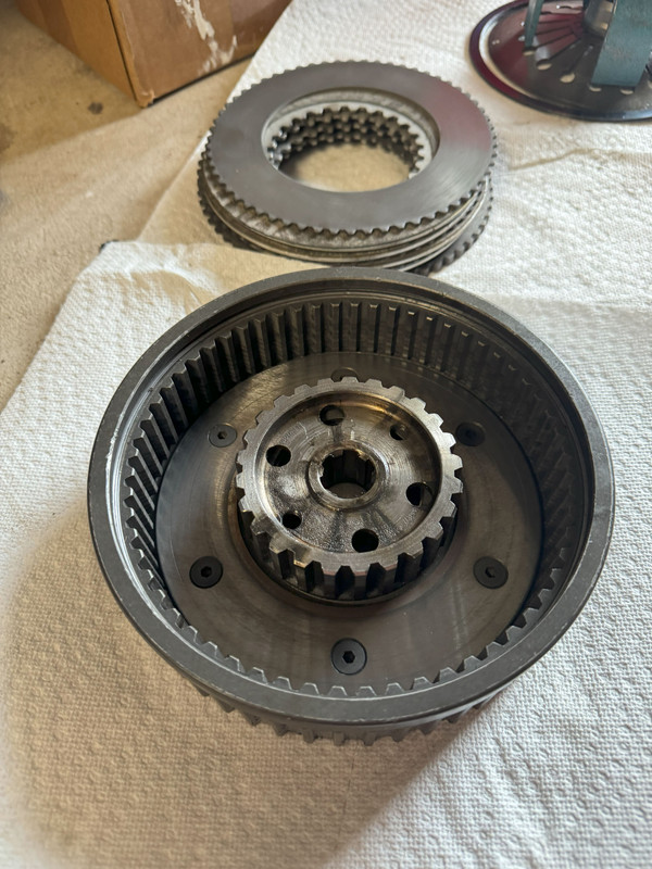 Help identifing this belt drive kit? And should I just go back to stock triplex chain?