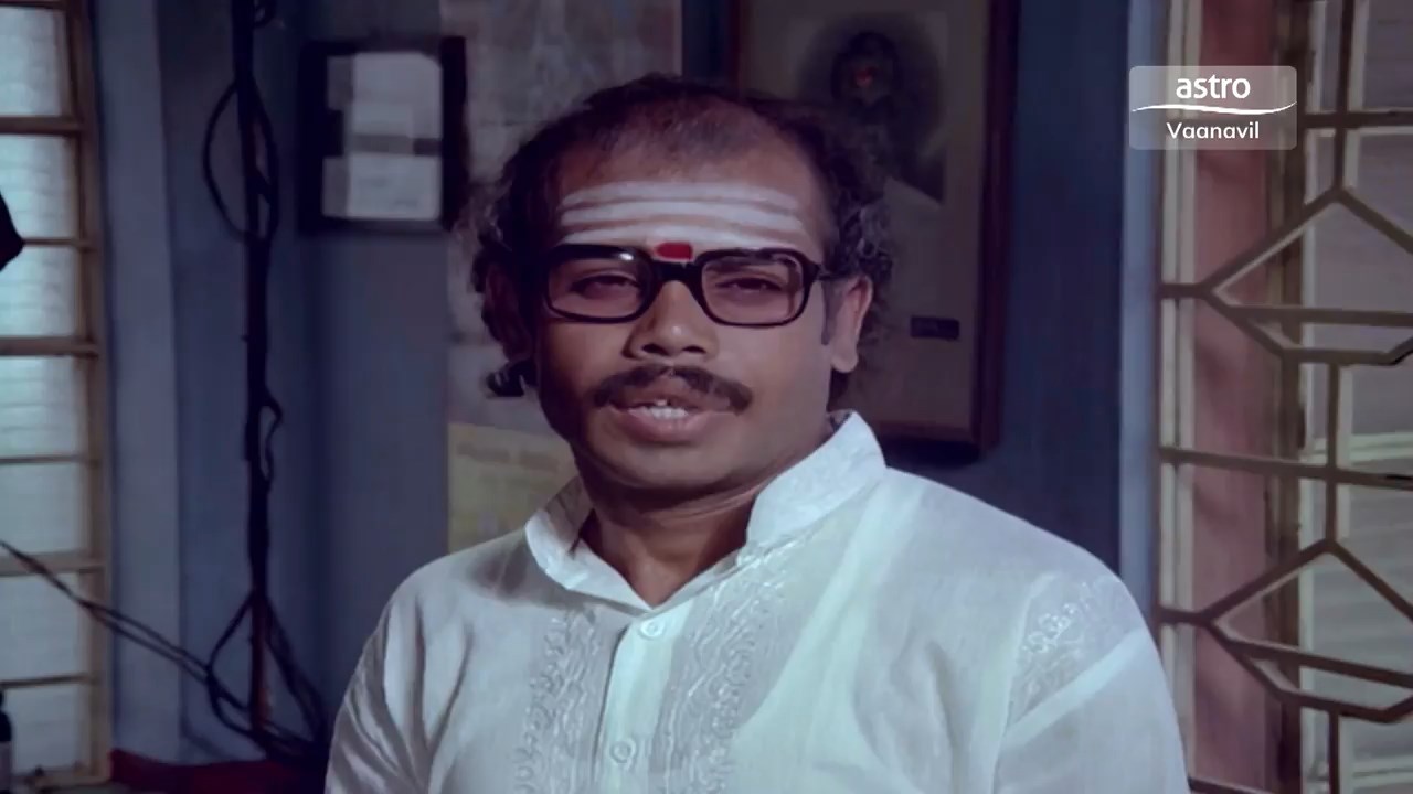 Dhavani Kanavugal 1984 HDTv [Tamil] 480p, 720p ESub Screenshot