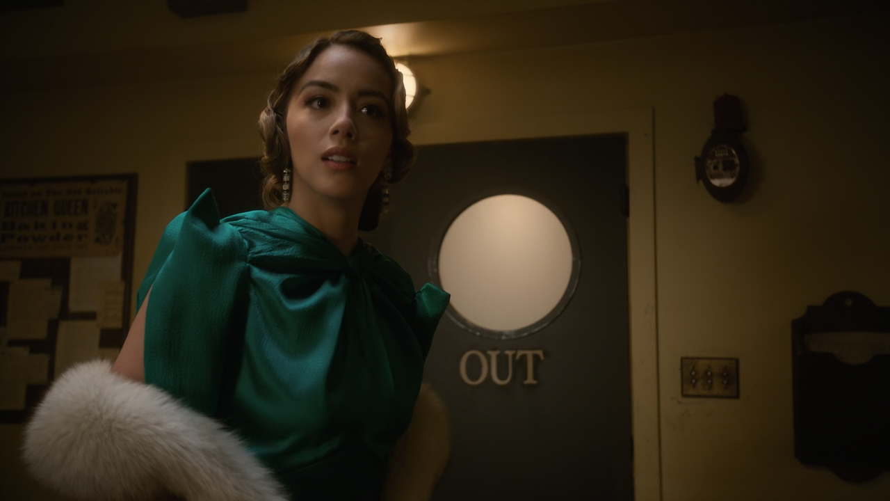 Marvel's.Agents.of.S.H.I.E.L.D.S07E01.The.New.Deal.1080p.10bit.AMZN.WEB-DL.AAC5.1.HEVC-Vyndros.mkv_s