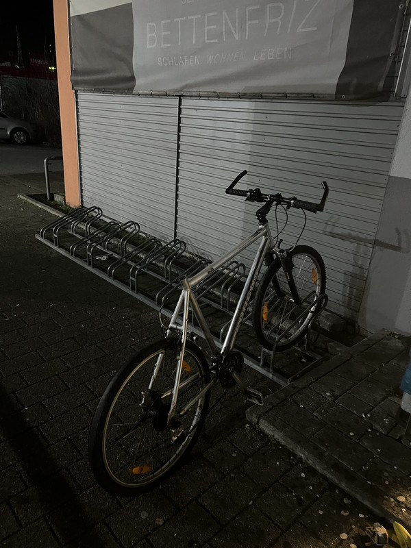 F7B0EE40-8586-4035-9A69-876A16E6B767