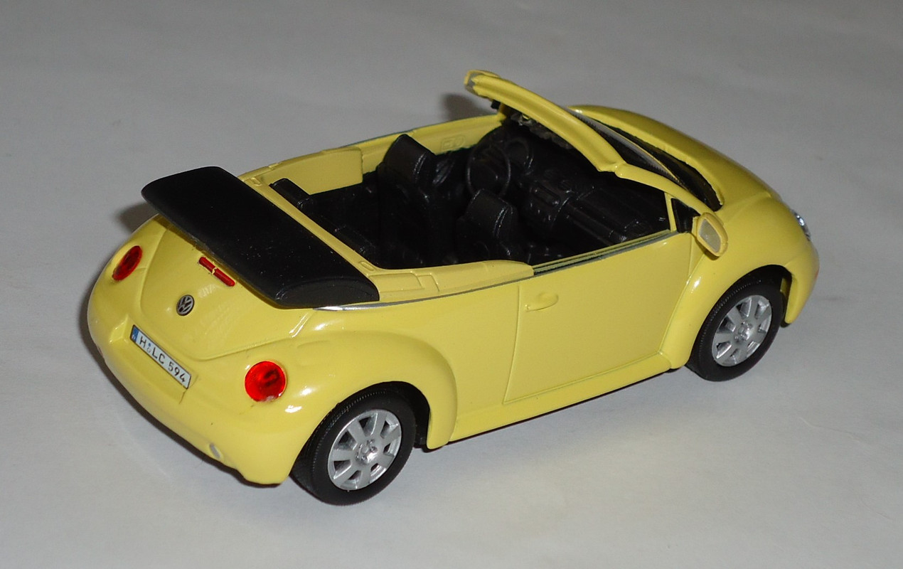 Volkswagen-New Beetle Cabriolet1