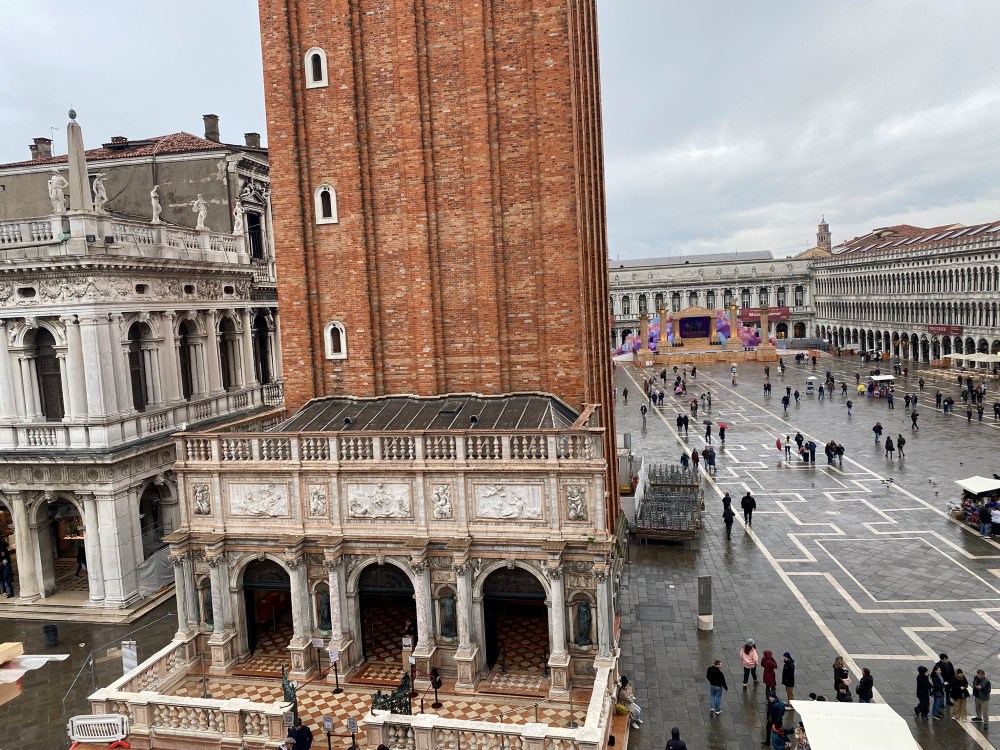 Февраль. Венеция. Карнавал