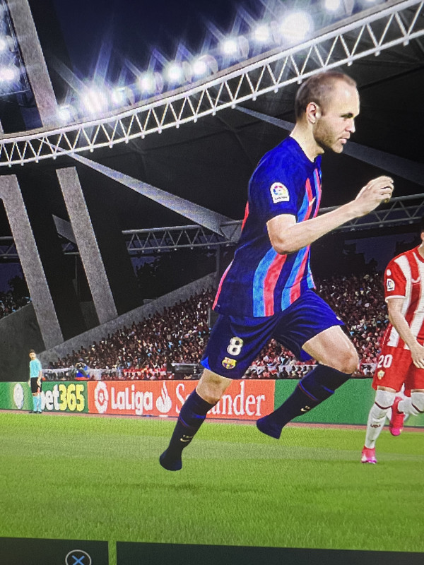 8522C2A1-A409-4EBC-B42F-D26105BC32ED