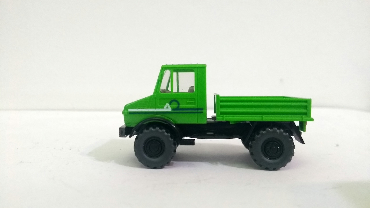Mach (2457)