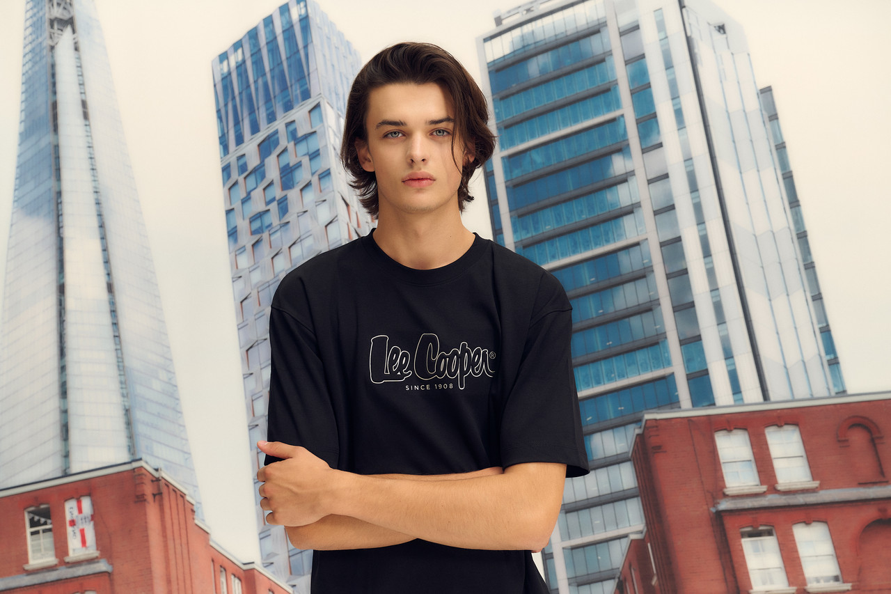 T-shirts banner