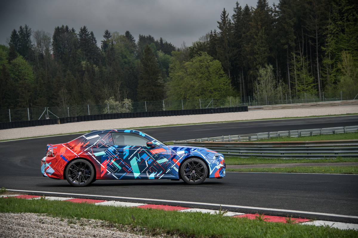 P90468031_highRes_the-all-new-bmw-m2-u