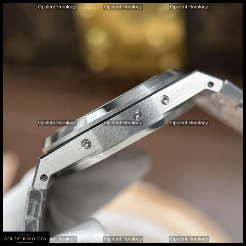 Audemars Piguet Royal Oak Perpetual Calendar 26574TI 41mm Automatic Swiss Movement