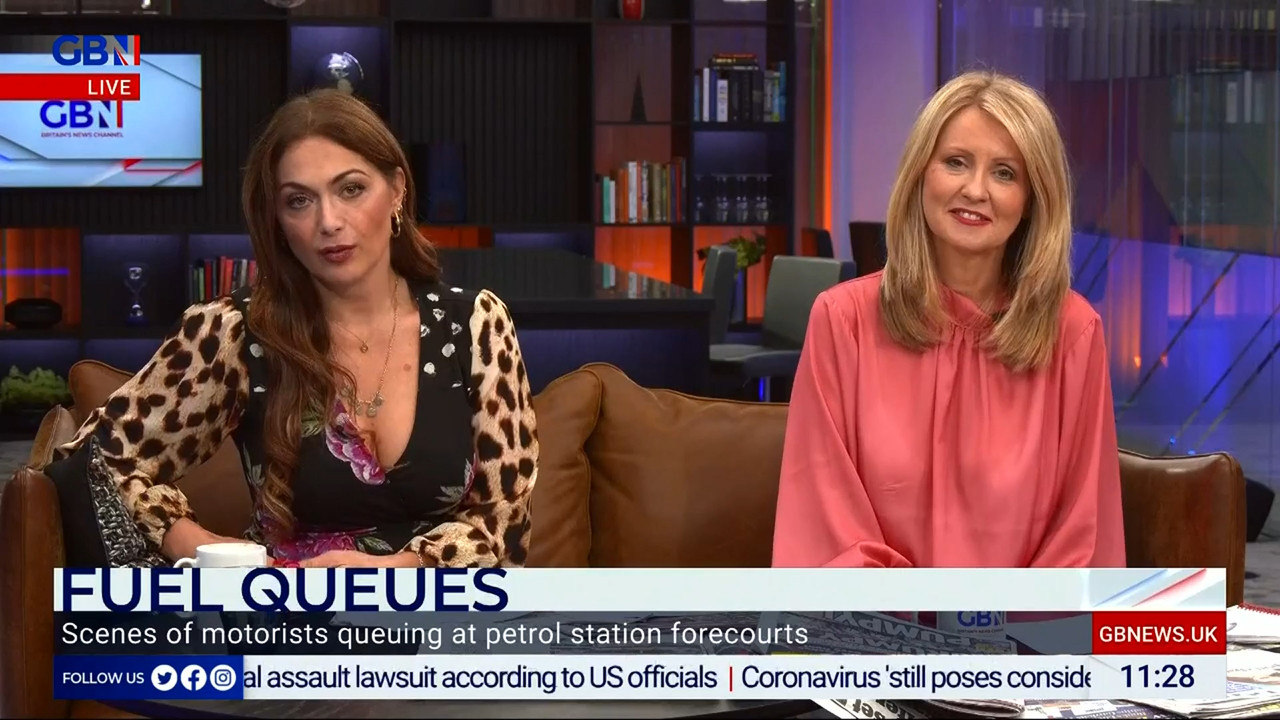 09.25 - 10.00.00 - Saturday Live UK. Opinion, news and a bit of fun o..._001.ts_snapshot_27.18.378