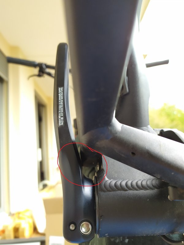 Manivelle gauche &acirc; Postimages