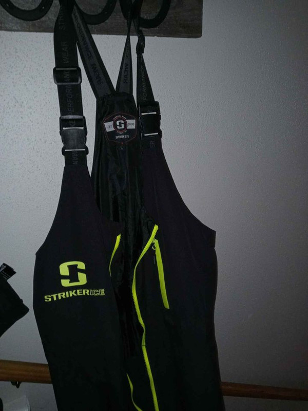 D89AFC9E-49BC-48FE-B771-10AE8F9C6534