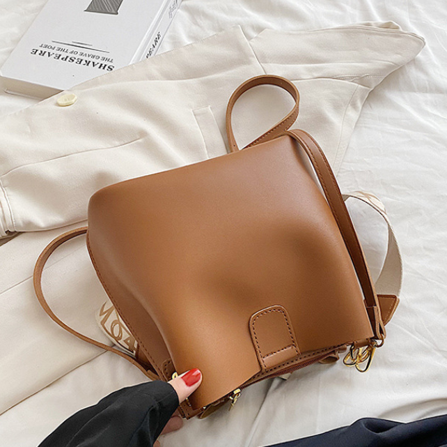 Bolso bandolera pequeño de Piel sintética para Mujer, tipo Cube, informal, de alta calidad y a la moda. - details 1