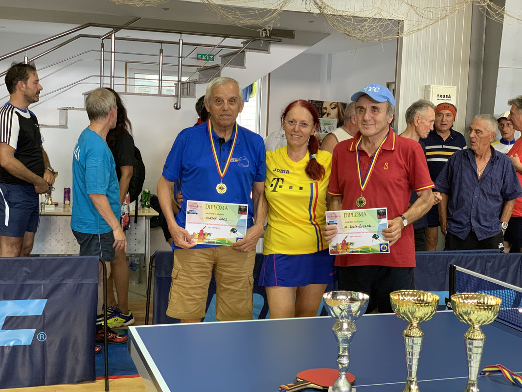 AA7AAFEE-05ED-405B-B78F-341230E3A236