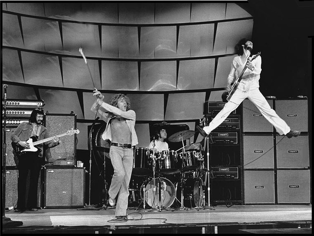 who-air-guitar