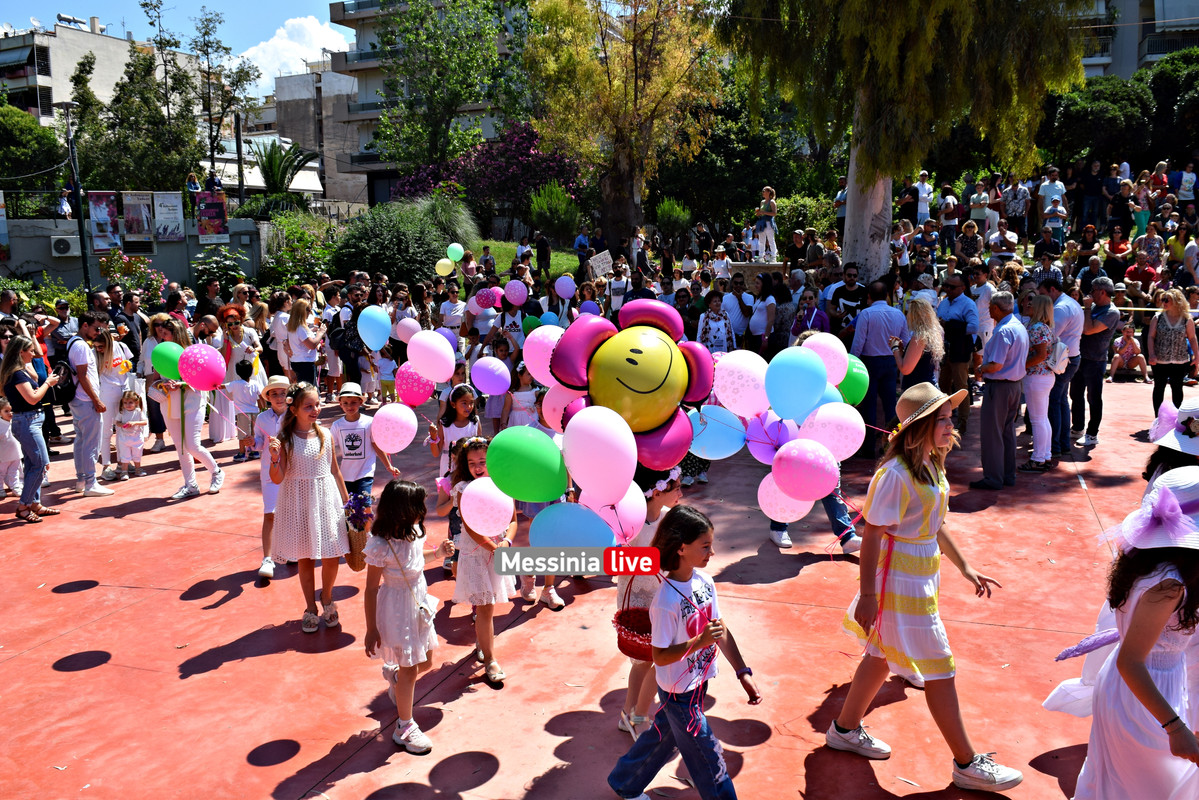 ΛΟΥΛΟΥΔΕΝΙΑ ΠΑΡΕΛΑΣΗ DSC_1505
