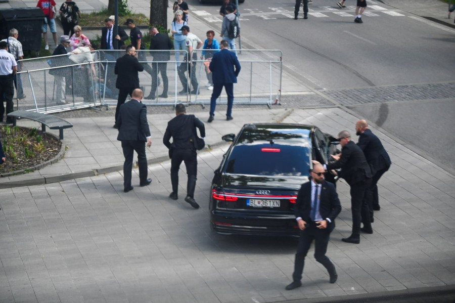 ES (IV reichas) seka okrainos pėdomis: dabar ten žudomi politikai už tai, kad jie buvo prorusiški