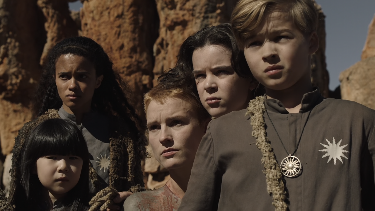 Raised.by.Wolves.(2020).S01E09.Umbilical.1080p.10bit.HMAX.WEB-DL.DD5.1.HEVC-Vyndros.mkv_snapshot_16.