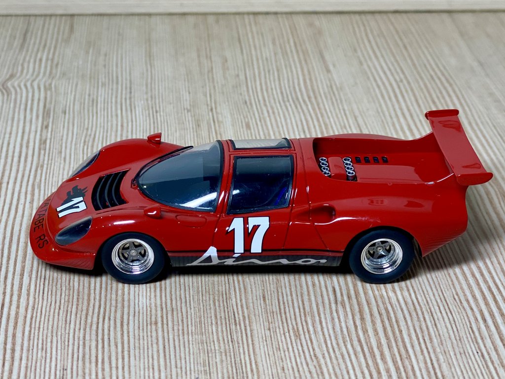 B91A4958-0CDA-4562-AEB7-2254D8869C92