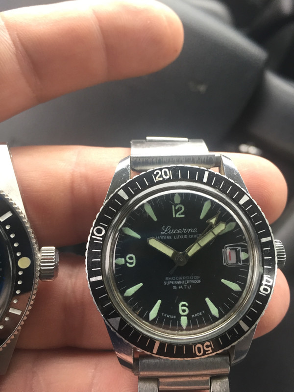 72158FEF-2DBF-42E4-85C3-B698F9362F85