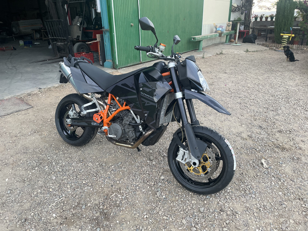 7BDAEA00-3389-4C08-9CCA-4ED17CA10316