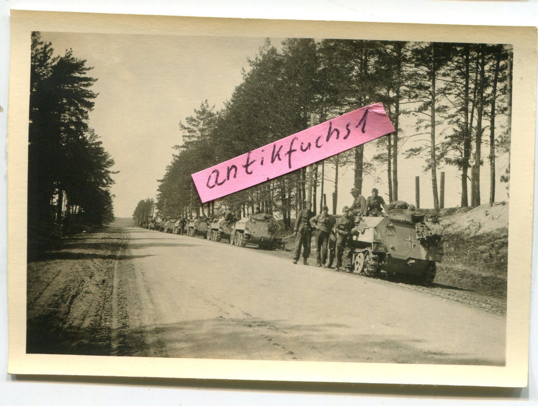 WH - SPW  Schützen-Panzer Kolonne an der Front im 2.WK