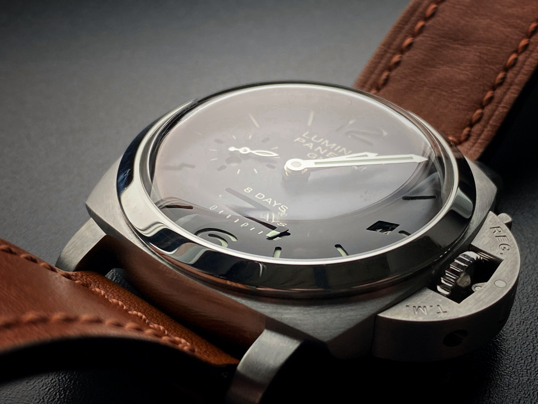 E5B8113A-B730-4B2E-A22A-FAA8B34E93BD