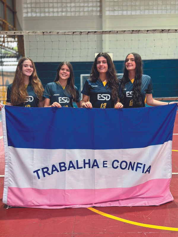 Isabella Netto, Sofia Vivas, Isabela Abdala e Carol Saade: atletas de Vôlei da ESD convocadas para a seleção capixaba