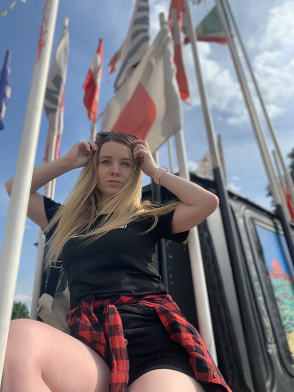 2EB69B51-1BD7-45A6-B6B3-21FB612615CE