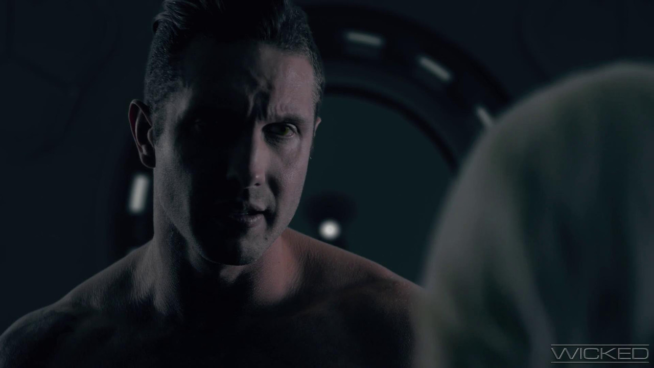 vlcsnap-2023-08-18-01h24m49s233