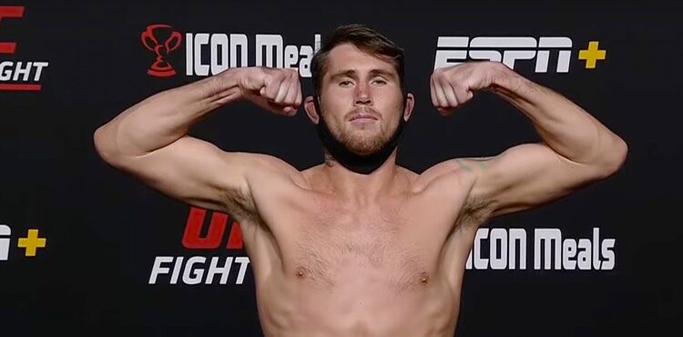 Дарън Тил има контузия в коляното 10 седмици преди загубата от Брънсън