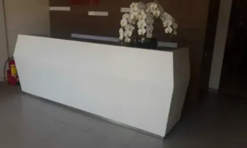 Quầy bar solid surface 05
