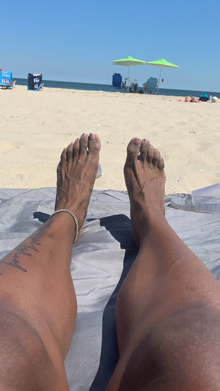 Queen-Veiny-Feet-Feet-4361720