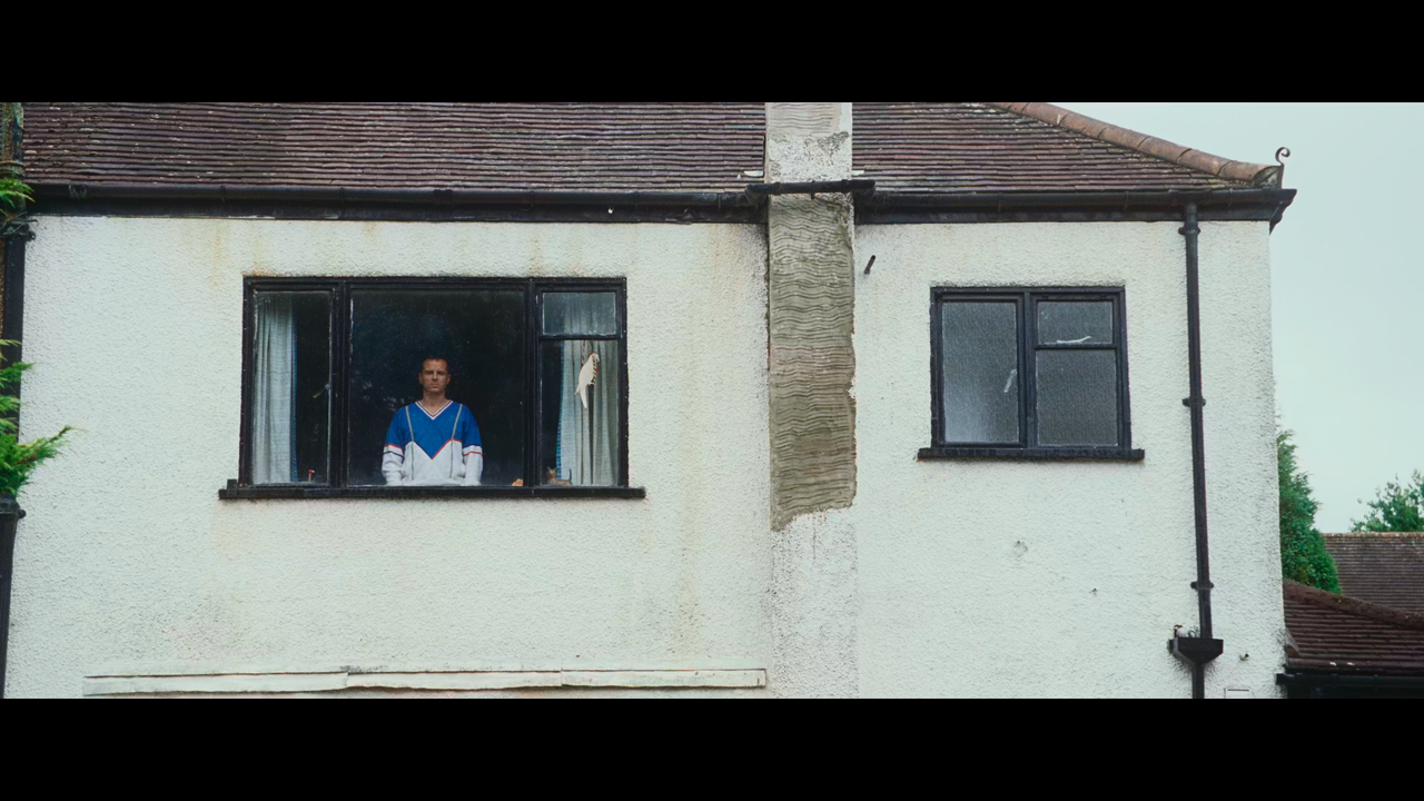 mpv-shot_All.of.Us.Strangers.2023.2160p.UHD.WEB-DL.HDR.DV.HEVC-Нечипорук_00_34_49_0004