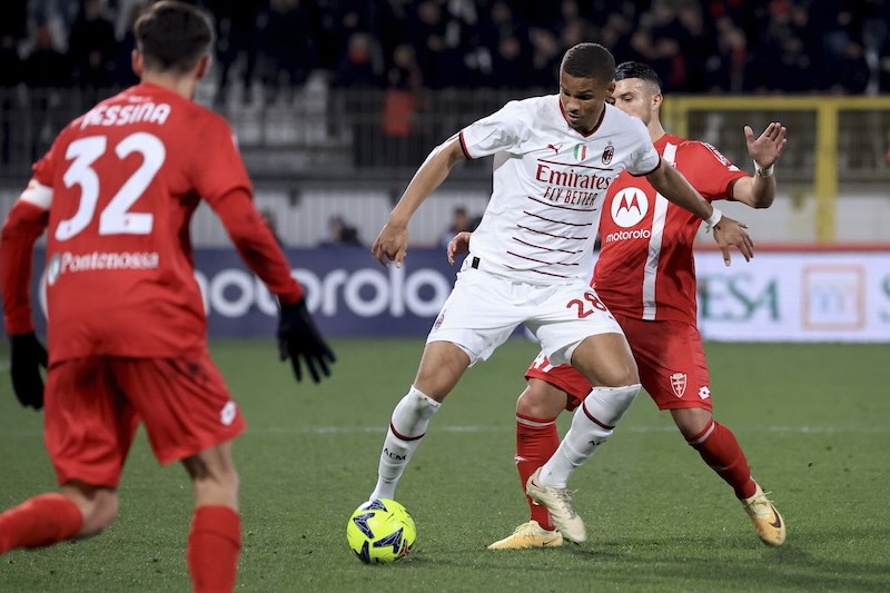 Dự đoán bóng đá, phân tích kèo AC Milan vs Monza, 01h45 ngày 25/05