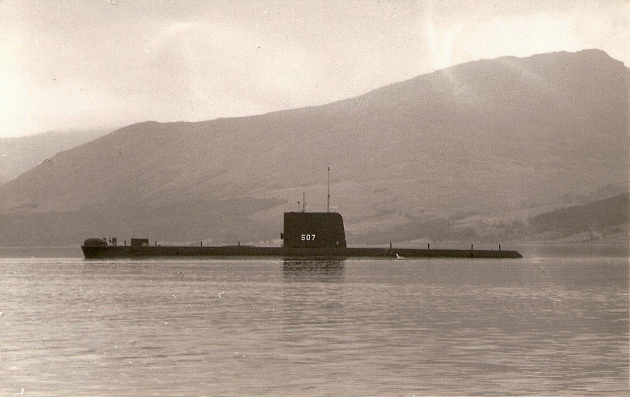 HMS Sealion-3