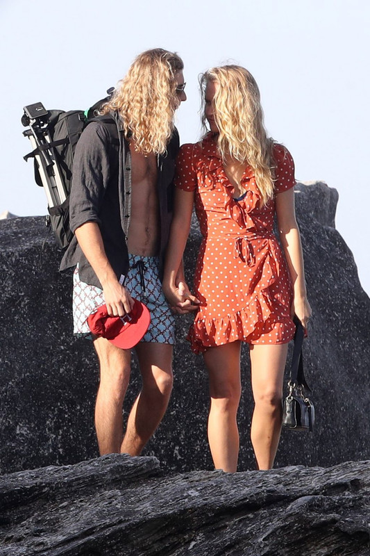 Sailor-Brinkley-Cook-UpskirtSTARS.com-4- (14)