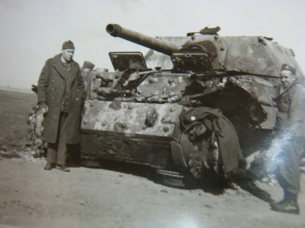 GI PHOTOS OF GERMAN TANKS FROM ANZIO BATTLE (3)