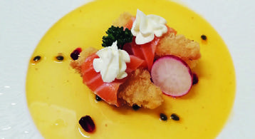 SA11. Tempura gambero avvolto in salmone 2 pezzi