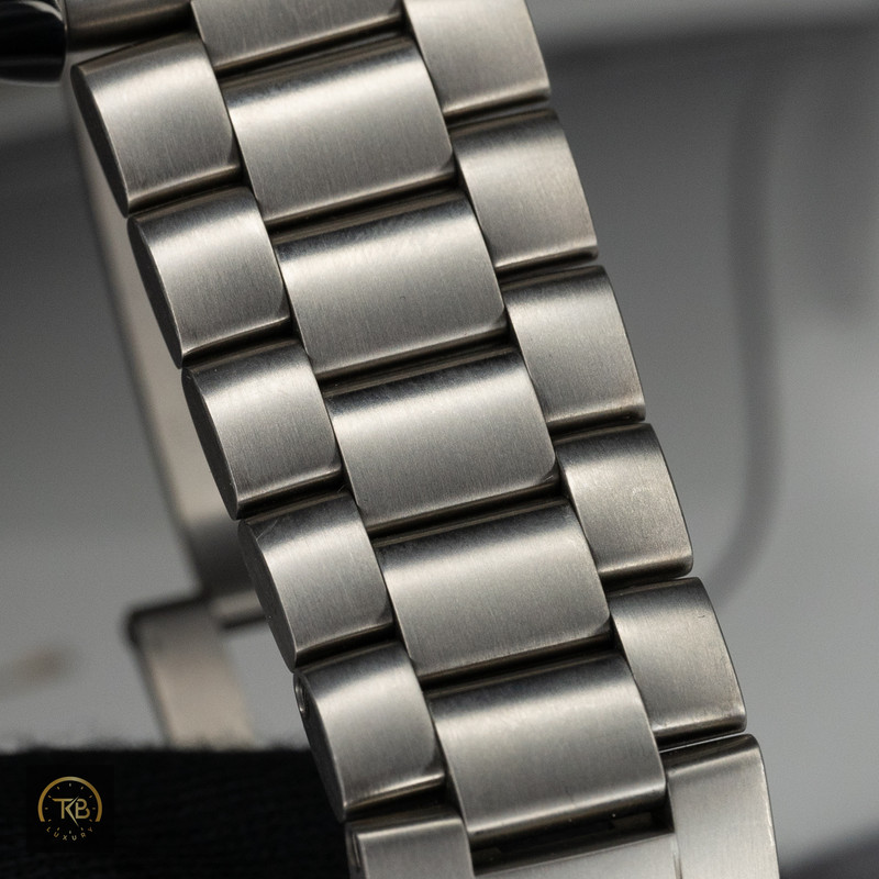 Omega Seamaster Planet Ocean Chronograph - Image 10