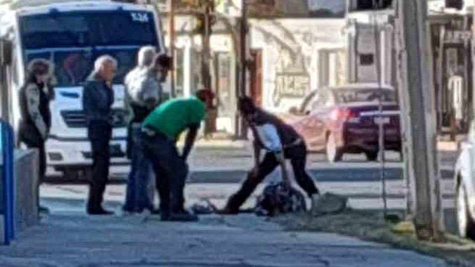 De dos impactos de bala, desconocidos intentan ejecutar a un hombre en Guaymas