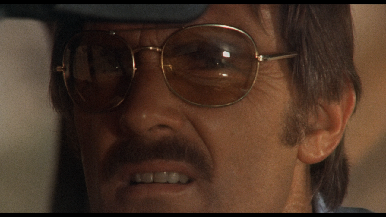 00800.mpls_snapshot_00.50.24_[2023.11.23_19.06.37]