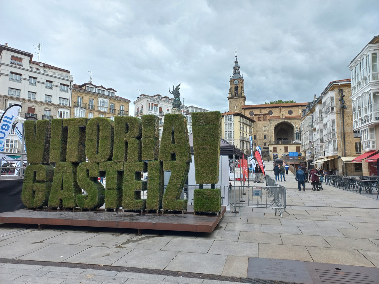 Dia 5 .- Iglesias de Gazeo y Alaitza, Vitoria - 6 días en el País Vasco. (8)