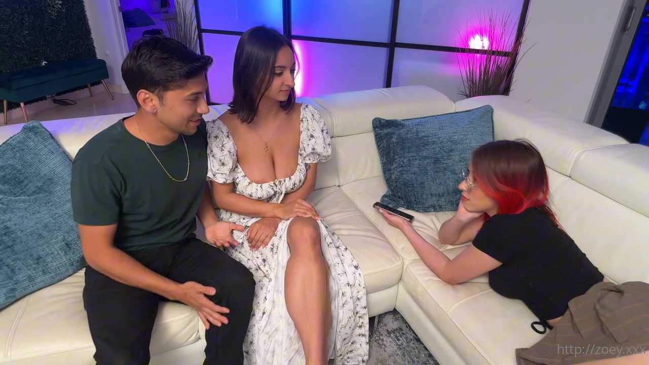 Hailey Rose - BGG Threesome With Zoey Di Giacomo.mkv.0000