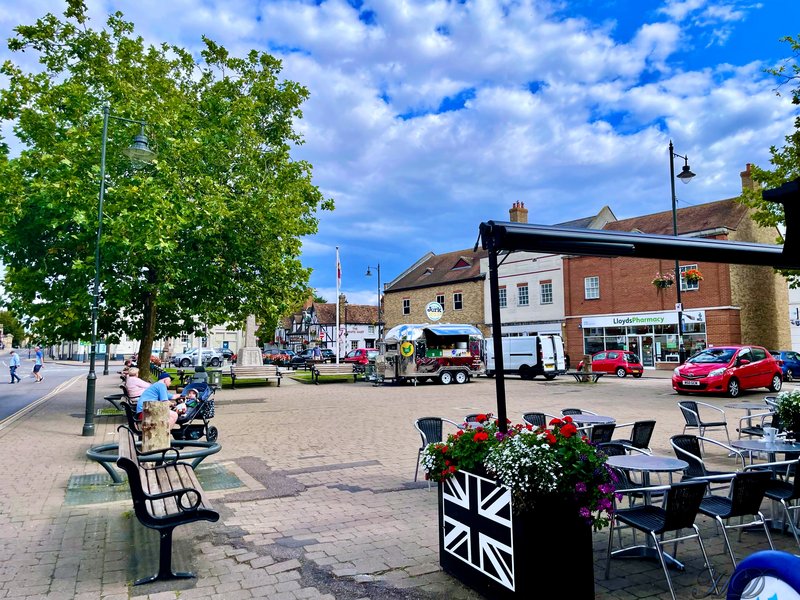 town-square-food-truck-Beds-HD.jpg