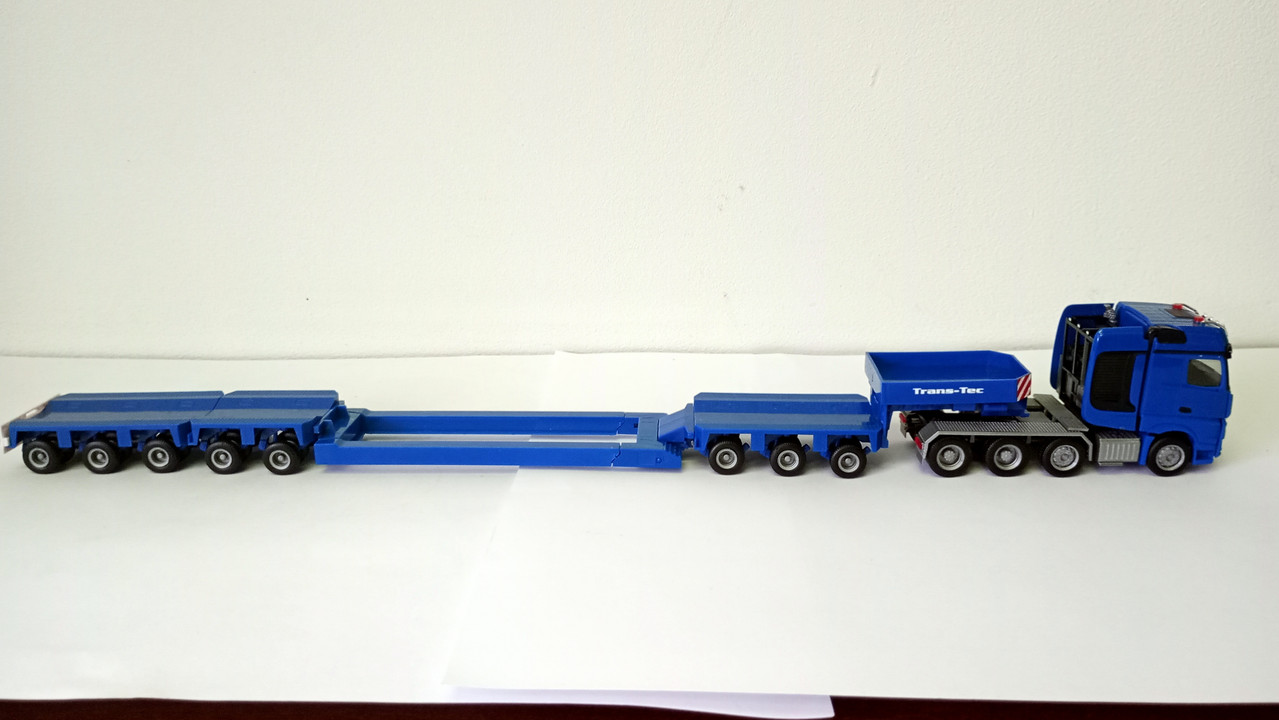 Mach (3525)