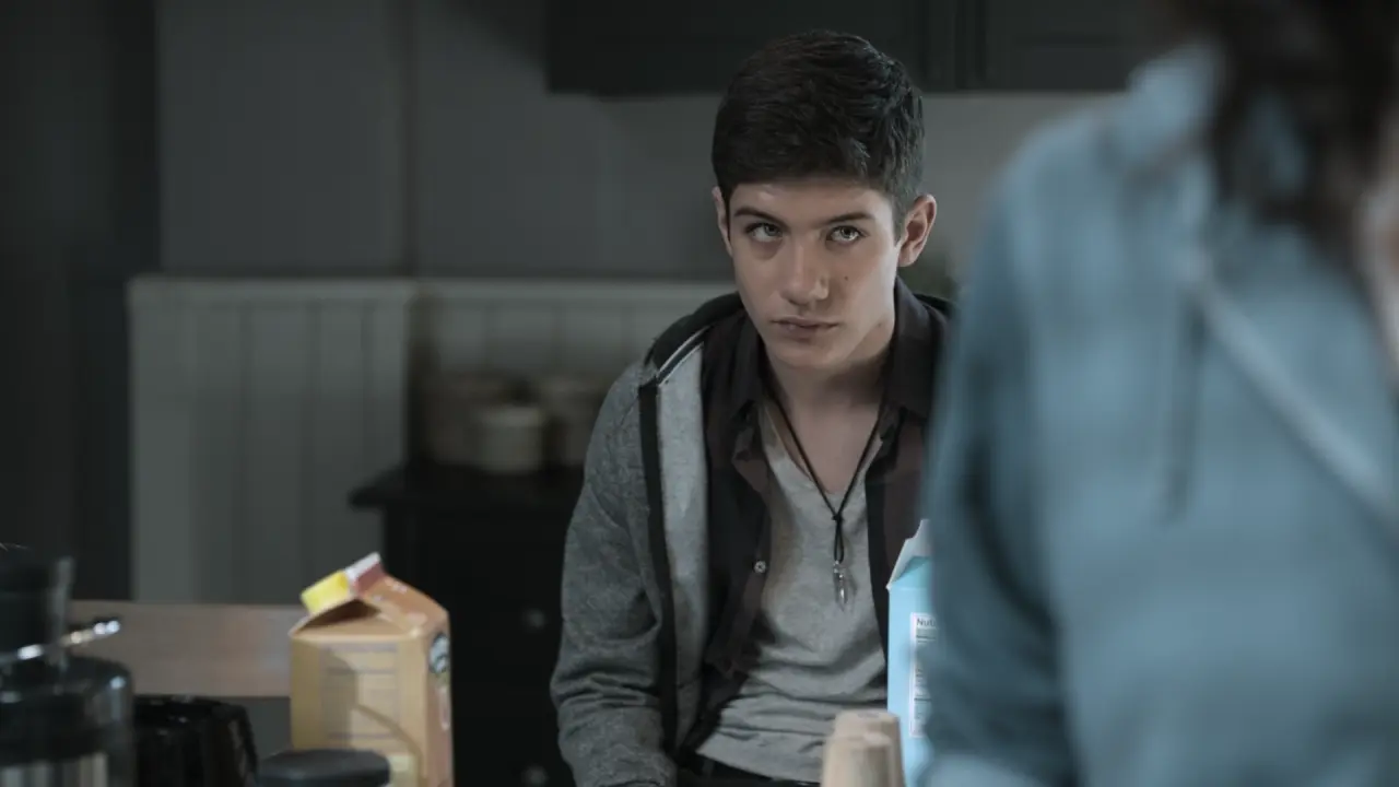 Absentia.S03E01.Tabula.rasa.1080p.WEBMux.ITA.ENG.DDP5.1.Multisub.x264-BlackBit[screenshot 2]