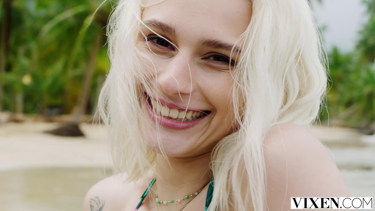 vlcsnap-2023-06-06-12h14m03s437