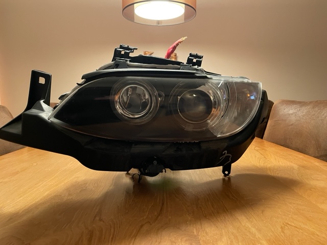 DB64B623-33CA-4FE1-8327-5F50F94DB62B