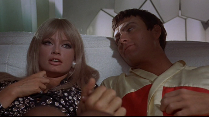 vlcsnap-2015-03-08-21h10m31s54